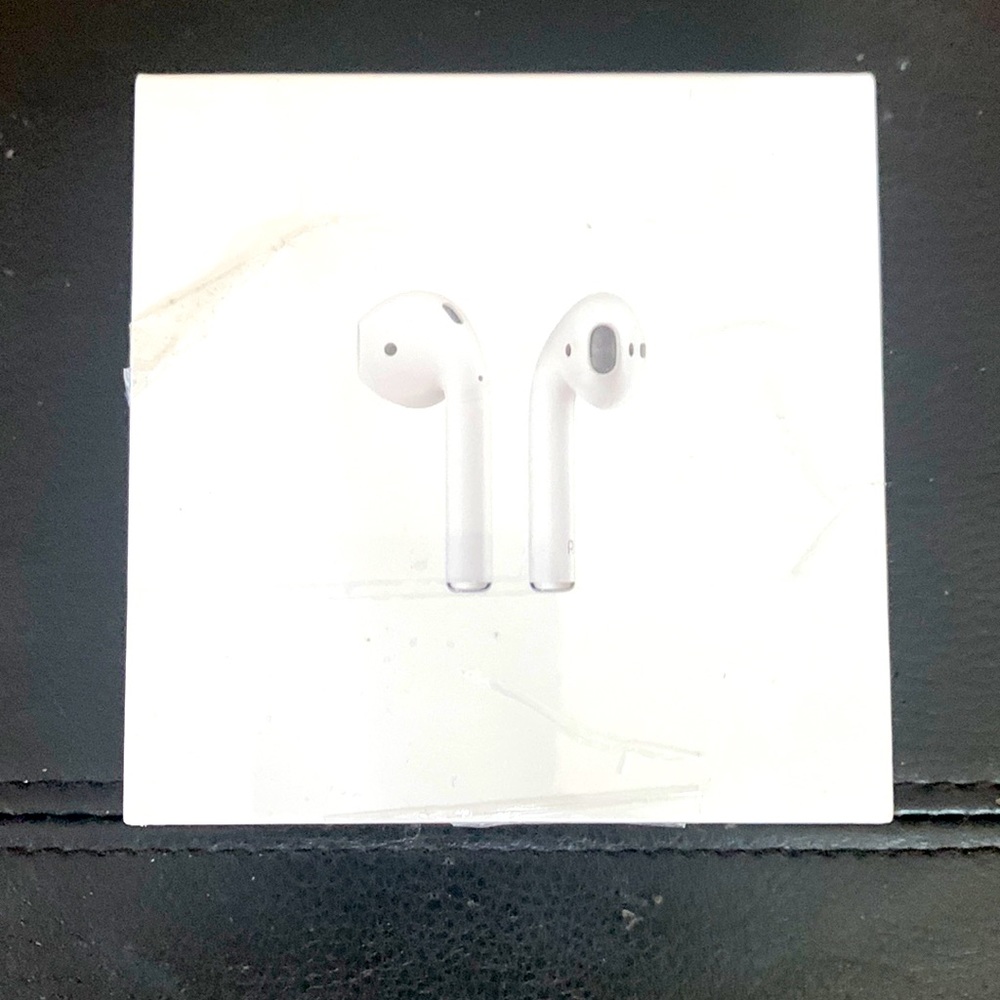 Apple AirPods